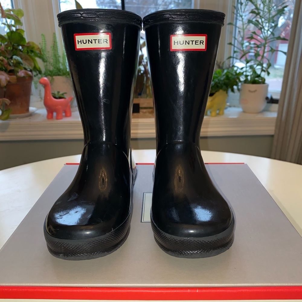 Girls size US 12 Hunter boots
